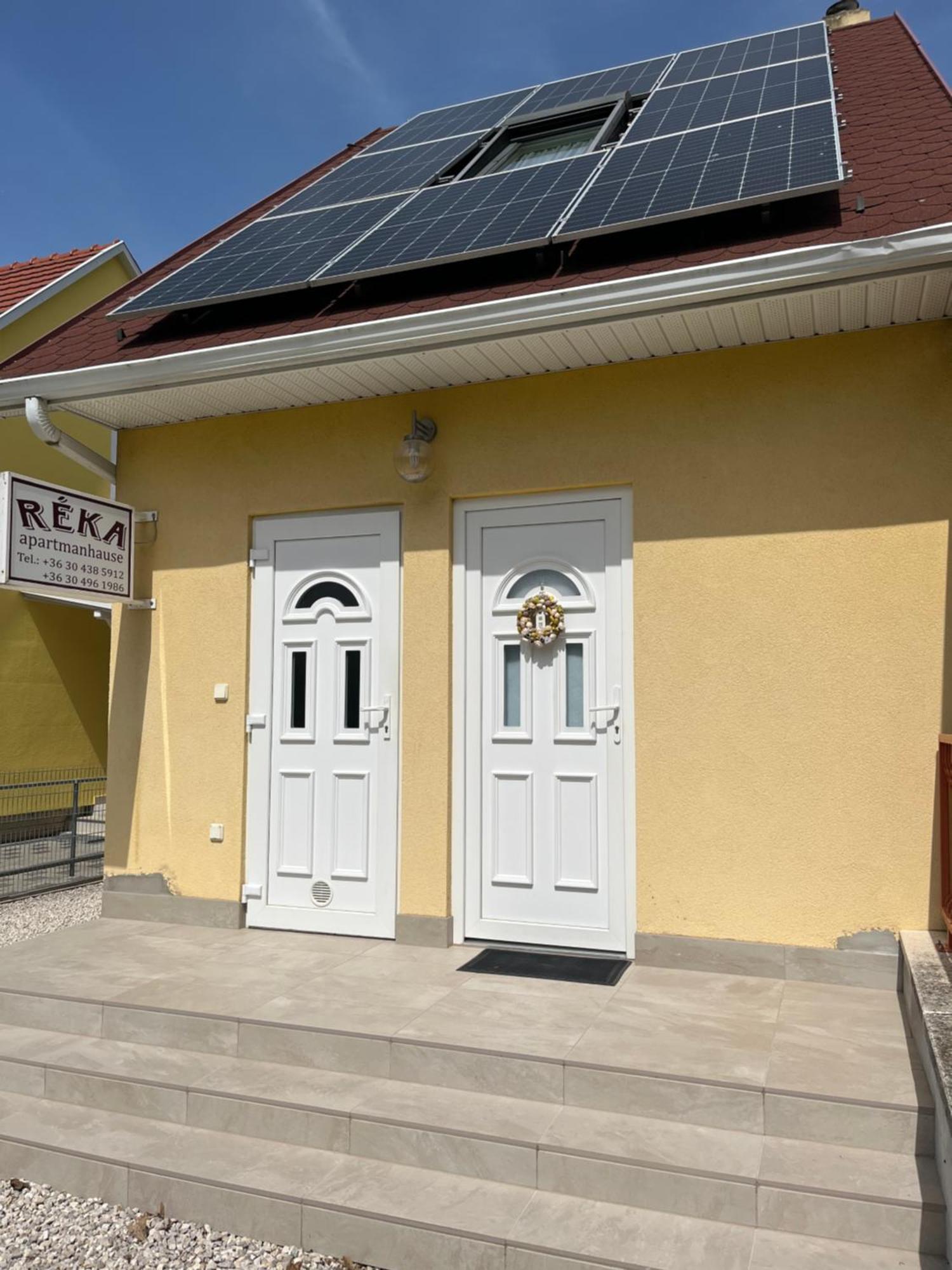 Reka Apartmanhaz Buk Exterior photo