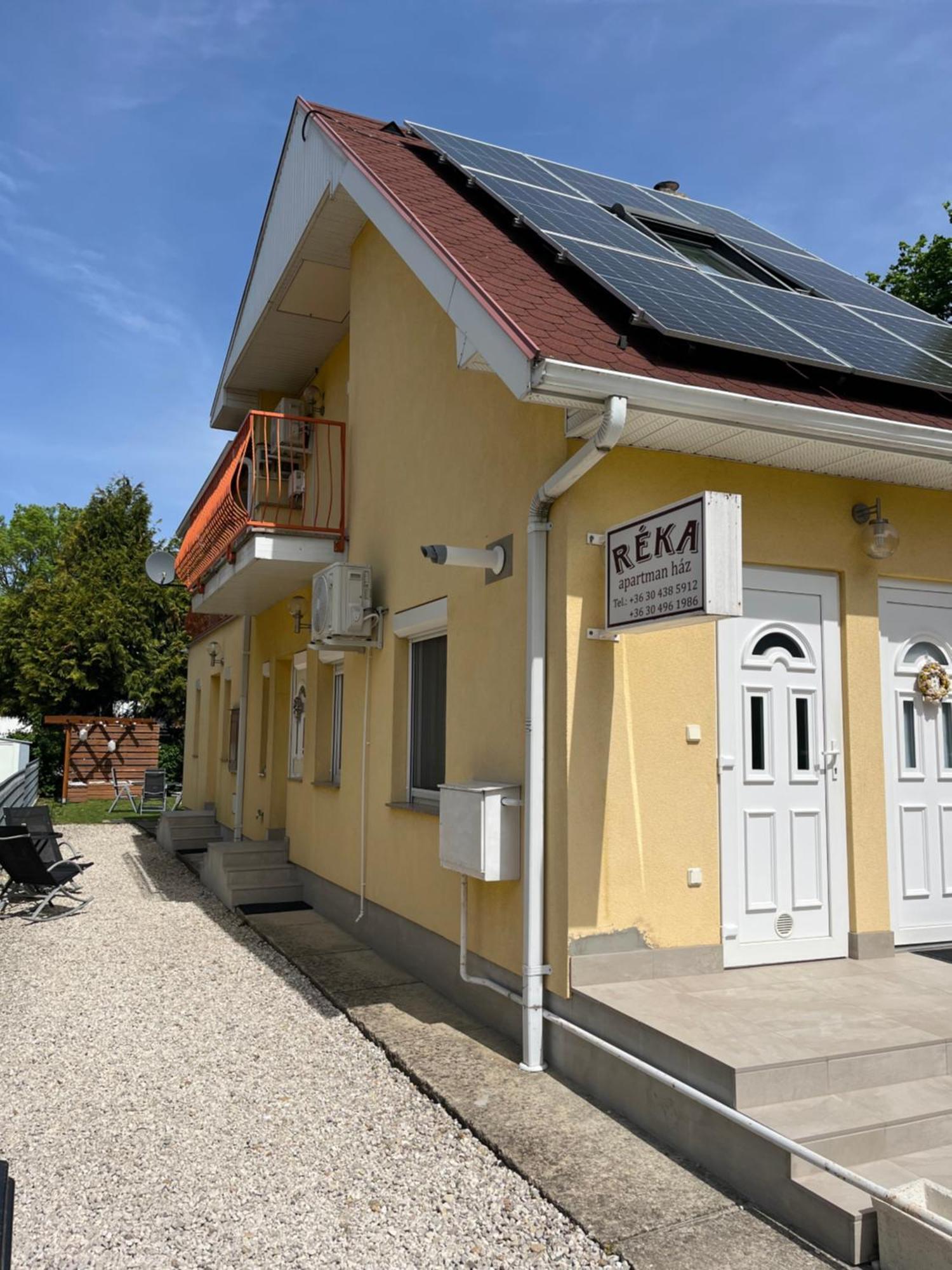 Reka Apartmanhaz Buk Exterior photo